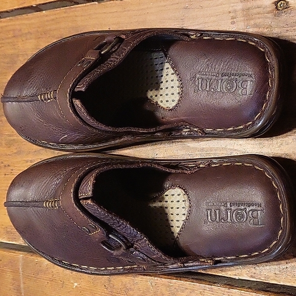 BORN Leather clogs sz 7 never worn - Picture 3 of 7